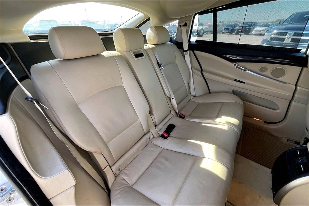 Used 2011 BMW 535i Gran Turismo image 22