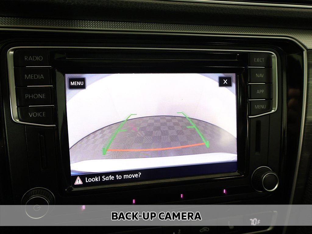 Used 2018 Volkswagen Passat 2.0T SE image 6