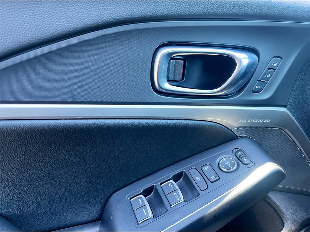 Used 2023 Acura Integra A-Spec image 17