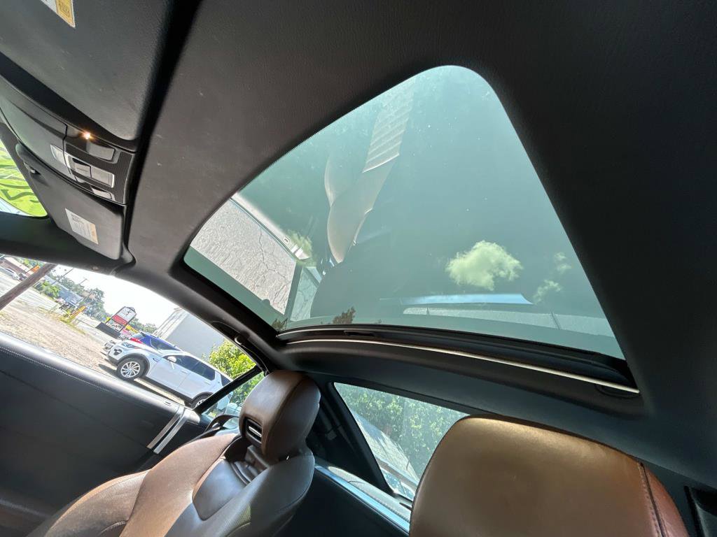 Used 2013 Mercedes-Benz SL 550 image 30