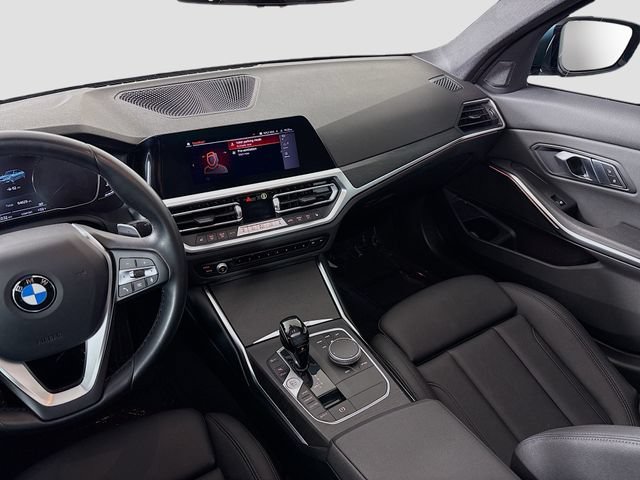 Used 2021 BMW 330i Sedan w/ Driving Assistance Package RWD image 23