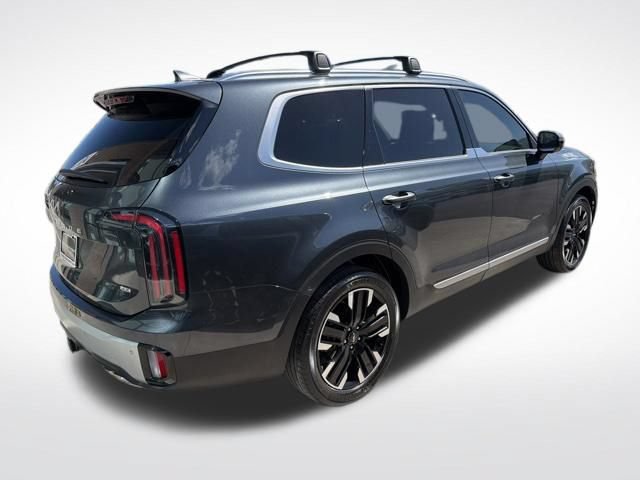 Used 2024 Kia Telluride SX Prestige w/ Towing Package AWD/4WD image 4