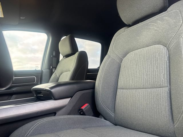 Used 2021 RAM 1500 Big Horn AWD/4WD image 38