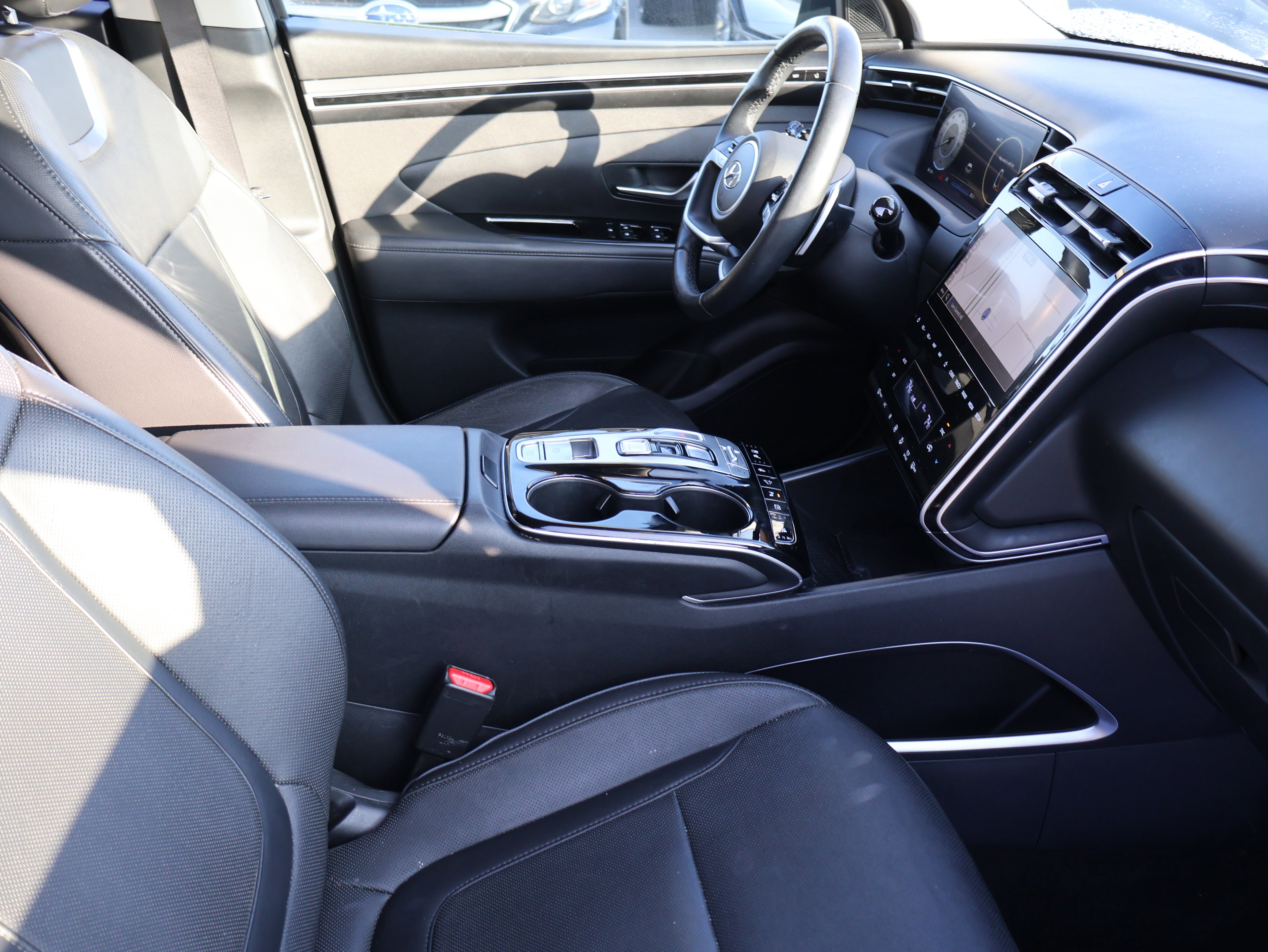 Used 2024 Hyundai Tucson Limited image 11