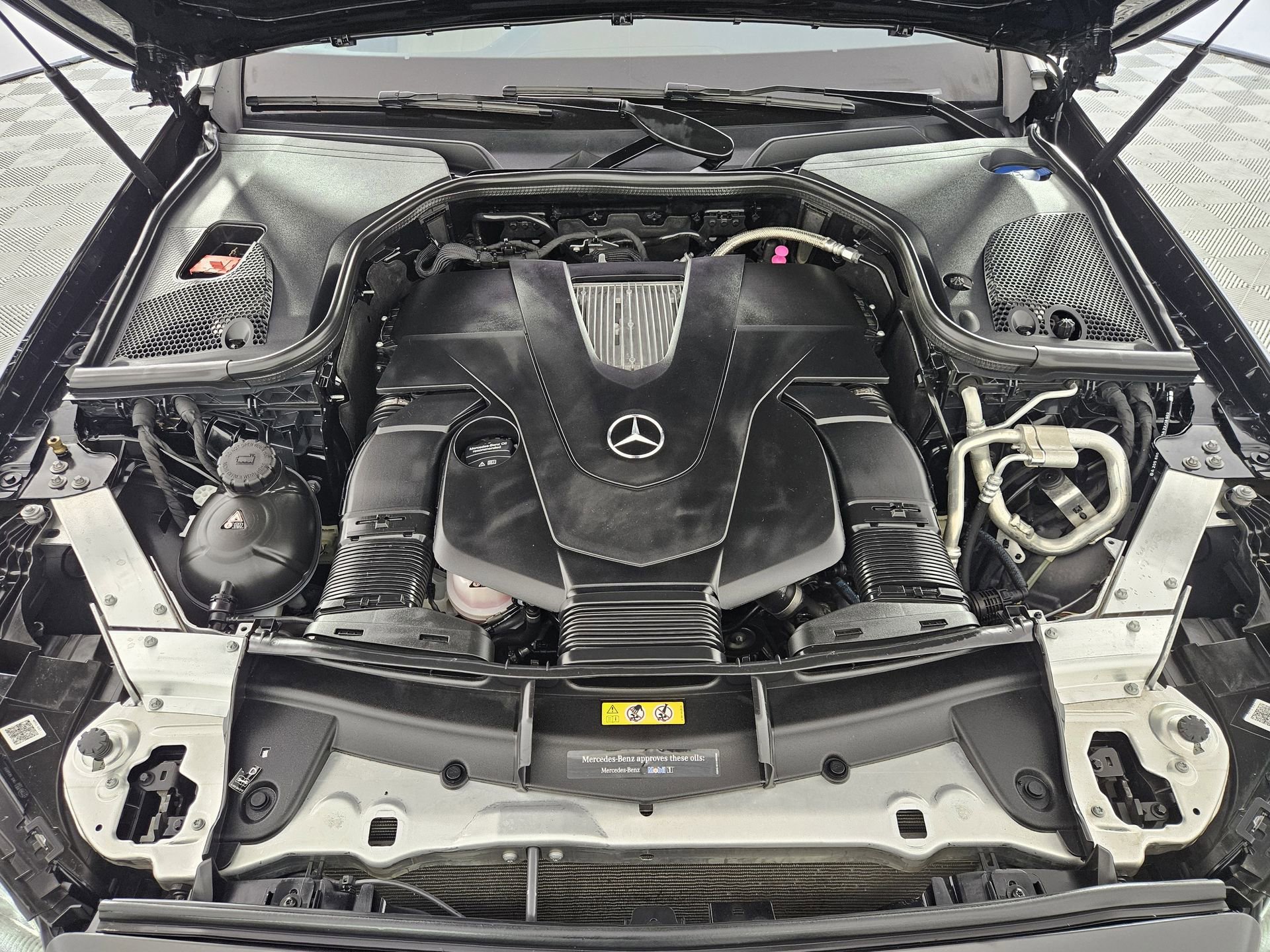 Used 2019 Mercedes-Benz E 450 4MATIC Wagon image 47