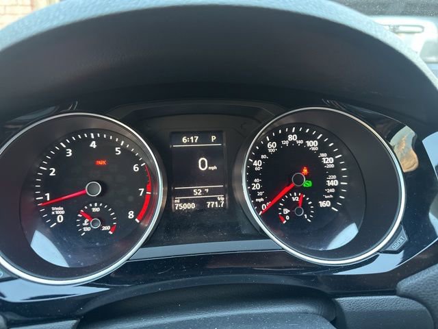 Used 2017 Volkswagen Jetta SEL image 6