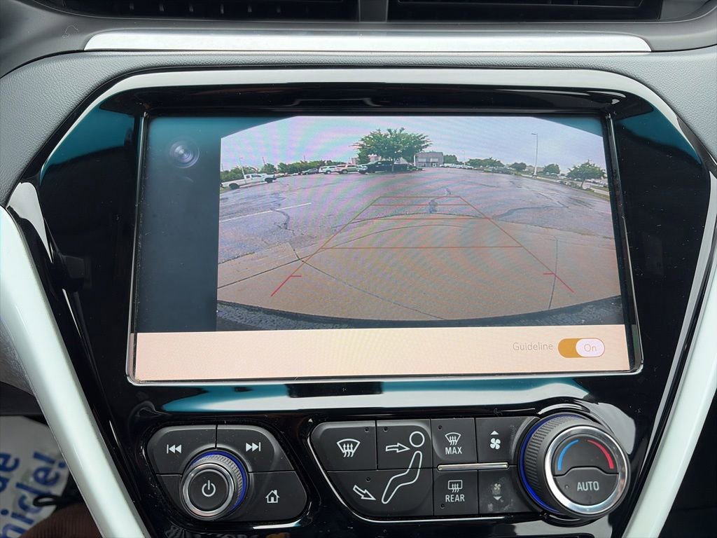 Used 2020 Chevrolet Bolt LT FWD image 10