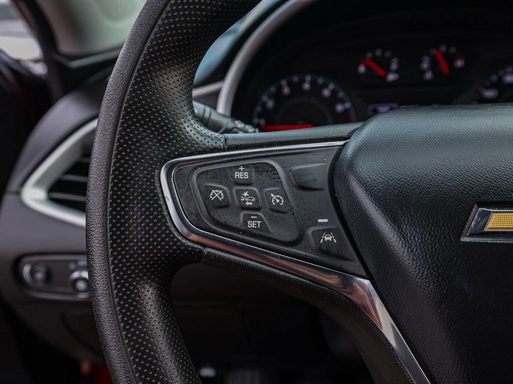 Used 2024 Chevrolet Malibu LT image 25