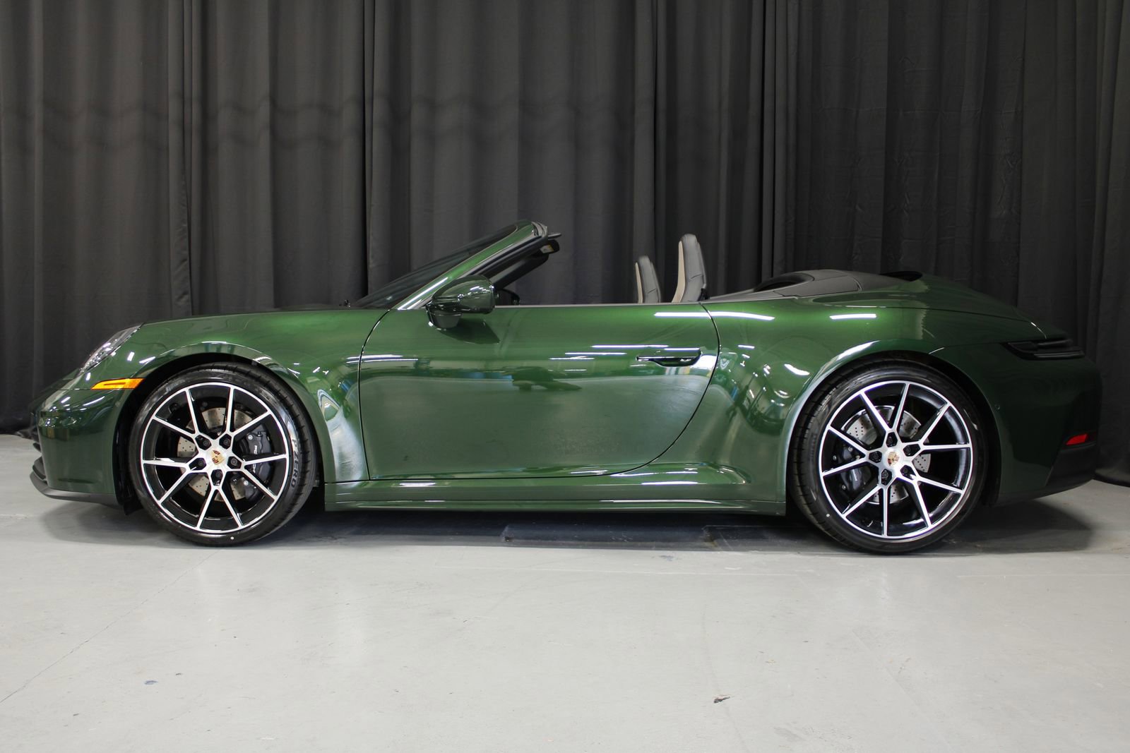 New 2026 Porsche 911 Carrera RWD image 2