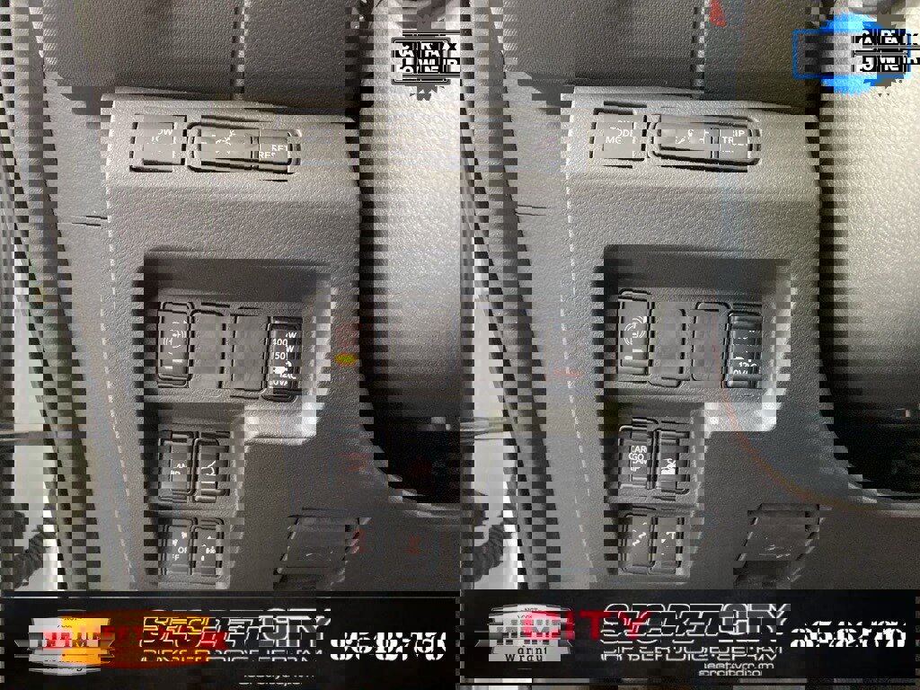 Used 2023 Nissan Frontier PRO-4X w/ Pro-4X Premium Package image 13