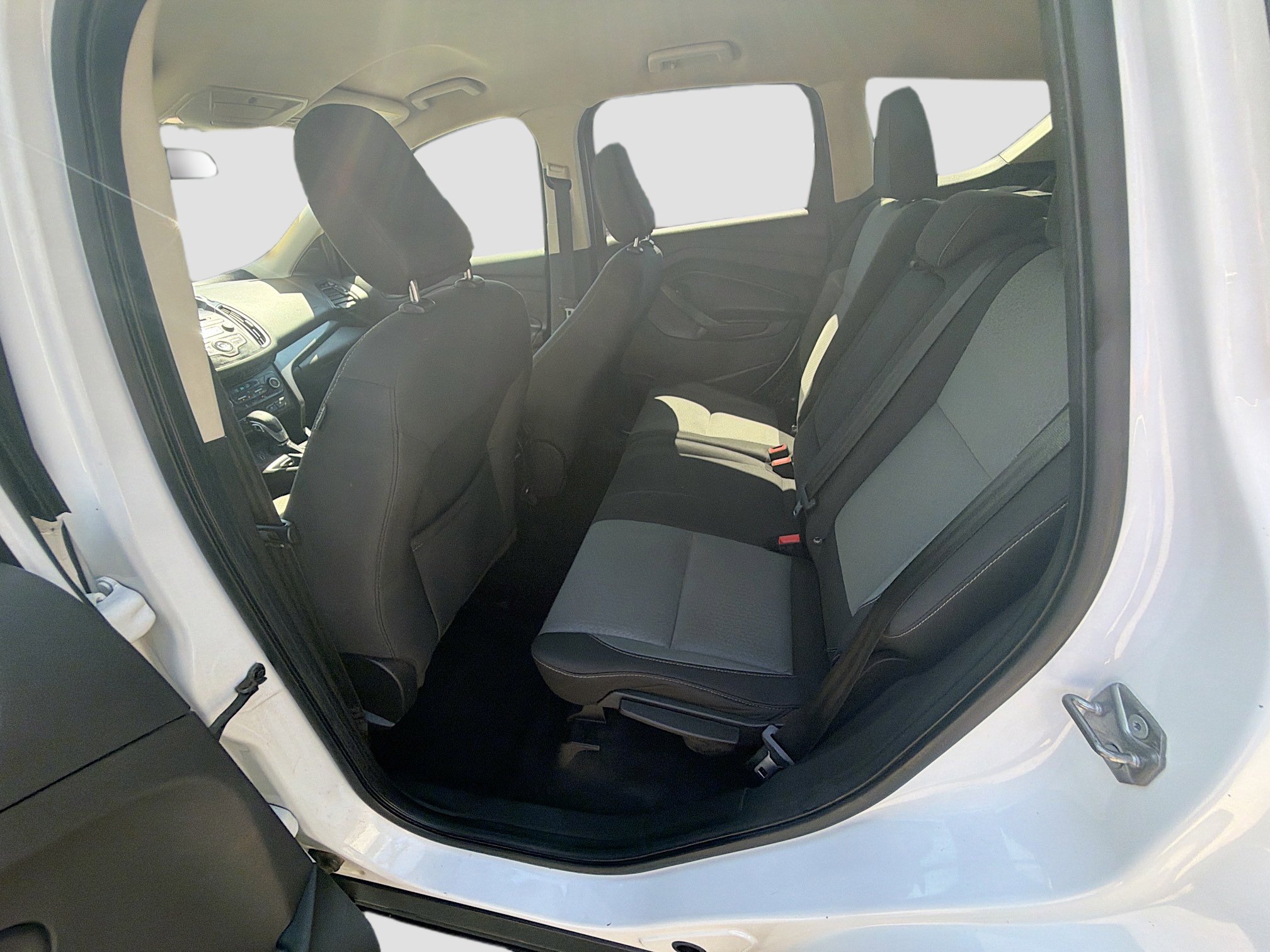 Used 2018 Ford Escape SE image 21