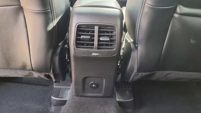 Used 2025 Ford Escape ST-Line image 24