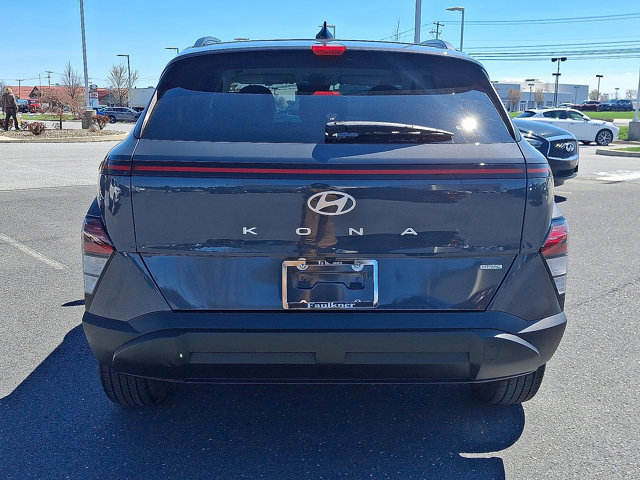 Used 2024 Hyundai Kona SEL AWD/4WD image 4