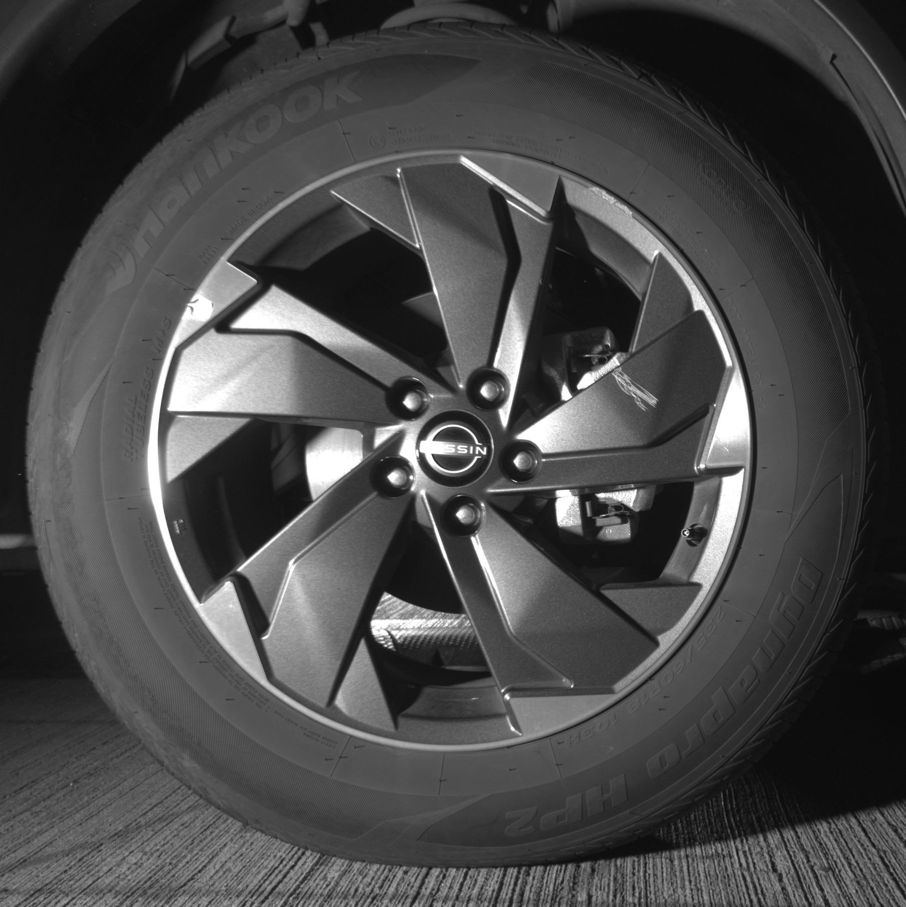 Used 2025 Nissan Rogue SV image 13