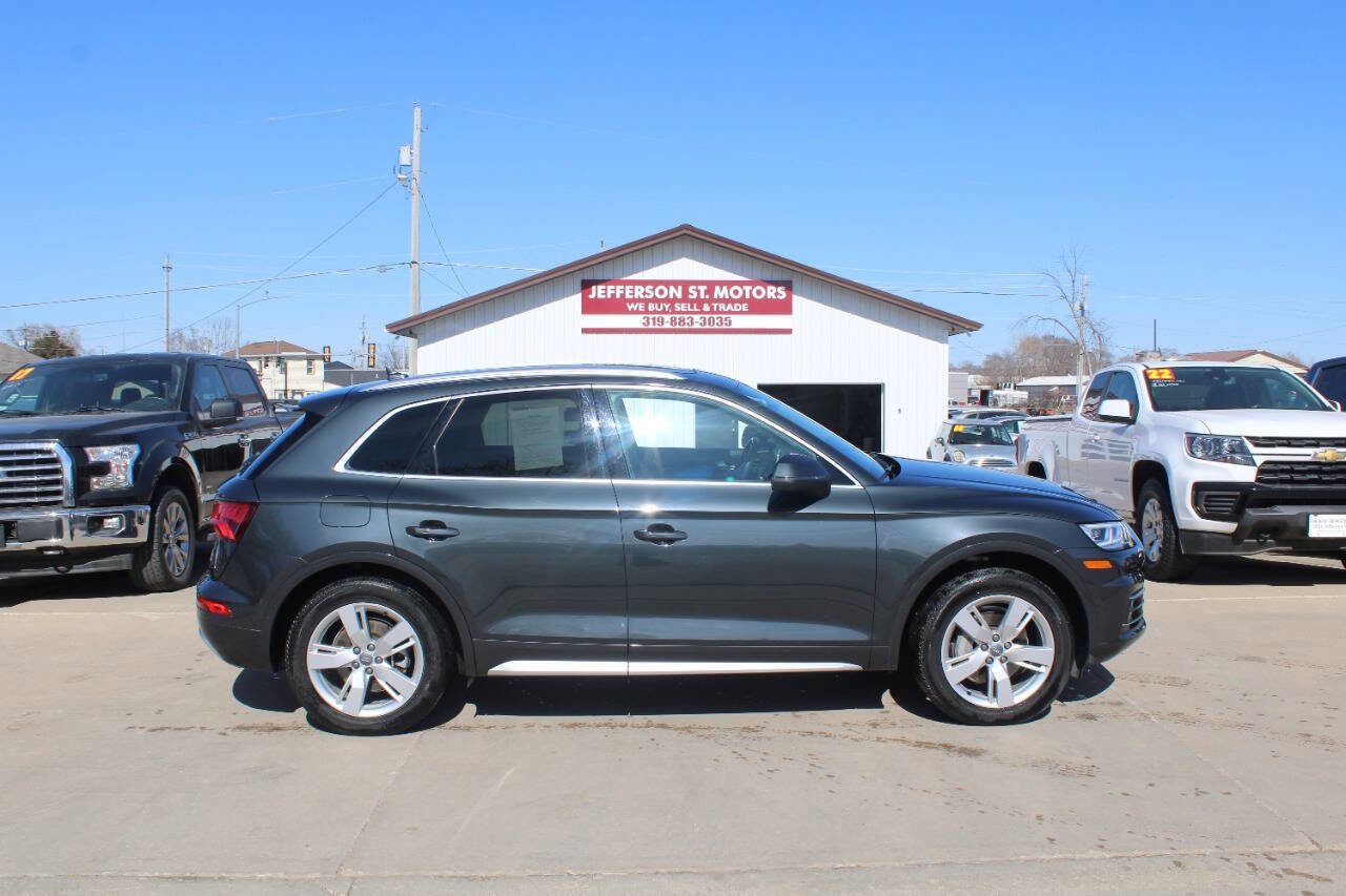 Used 2018 Audi Q5 2.0T Premium Plus w/ Premium Plus Package image 1