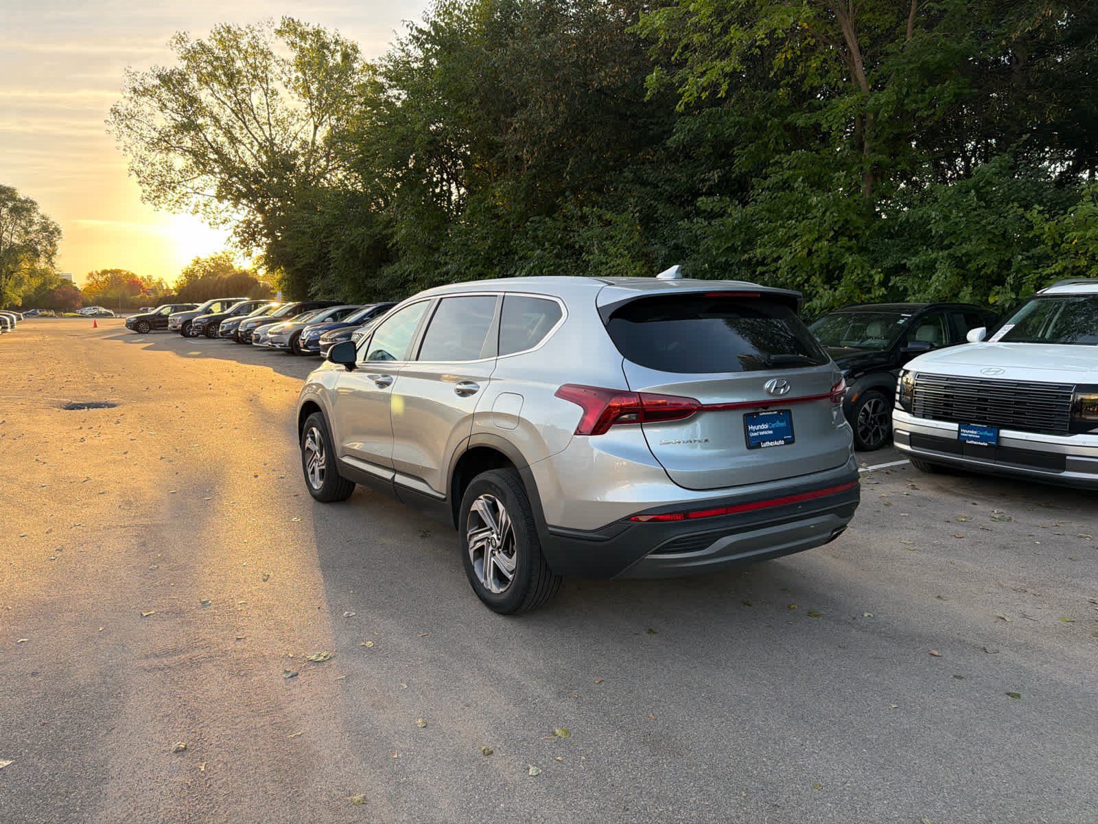 Used 2023 Hyundai Santa Fe SE w/ Cargo Package AWD/4WD image 3