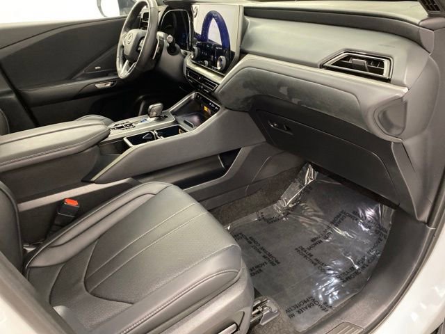 Used 2025 Lexus TX 350 AWD w/ Technology Package image 38