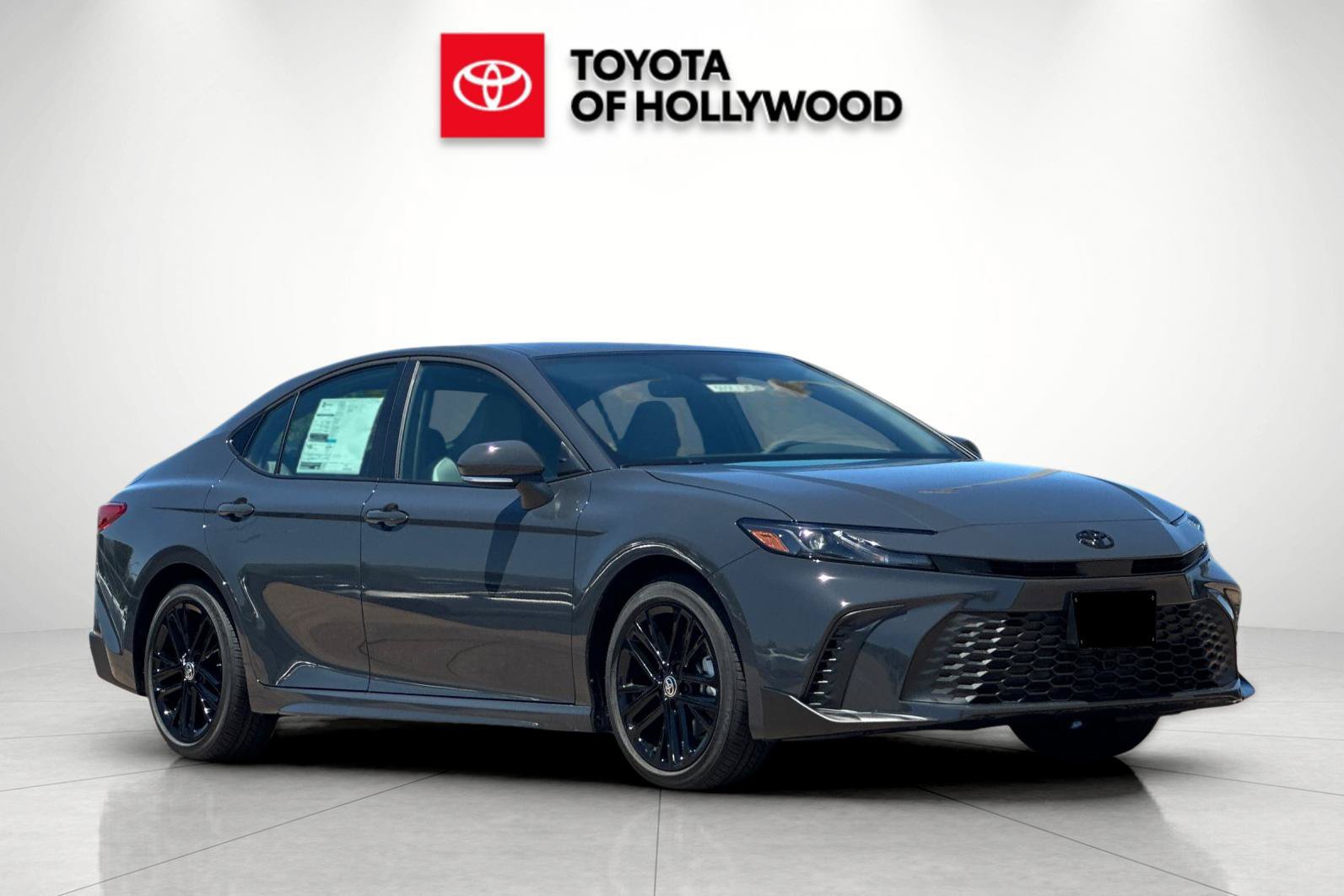 New 2026 Toyota Camry SE FWD image 2