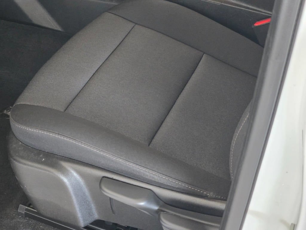 Used 2025 Chevrolet Colorado W/T AWD/4WD image 21