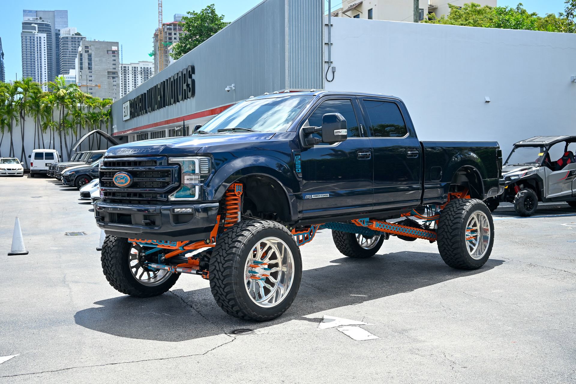 Used 2022 Ford F250 Lariat w/ Black Appearance Package AWD/4WD image 8
