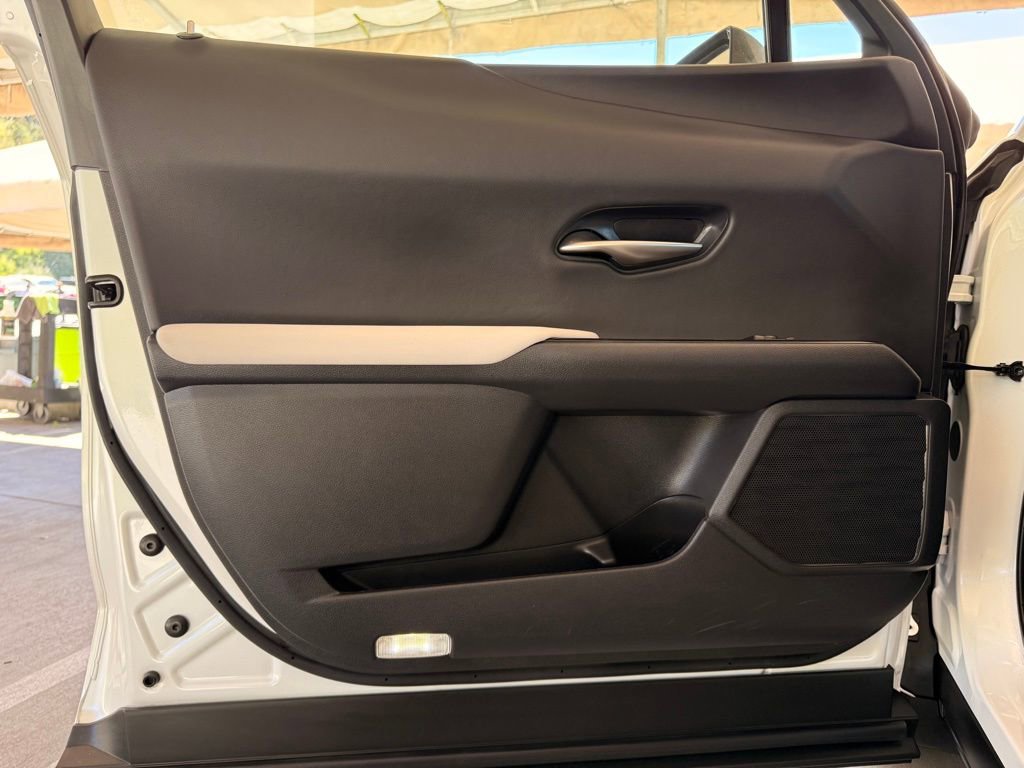 Certified 2024 Lexus UX 250h FWD image 26