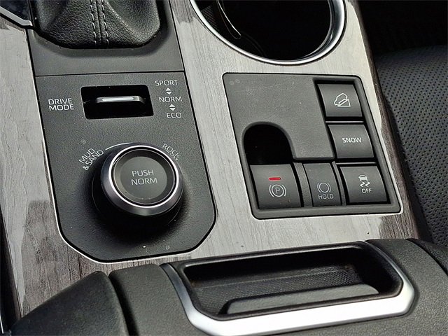 Used 2024 Toyota Highlander Platinum image 27