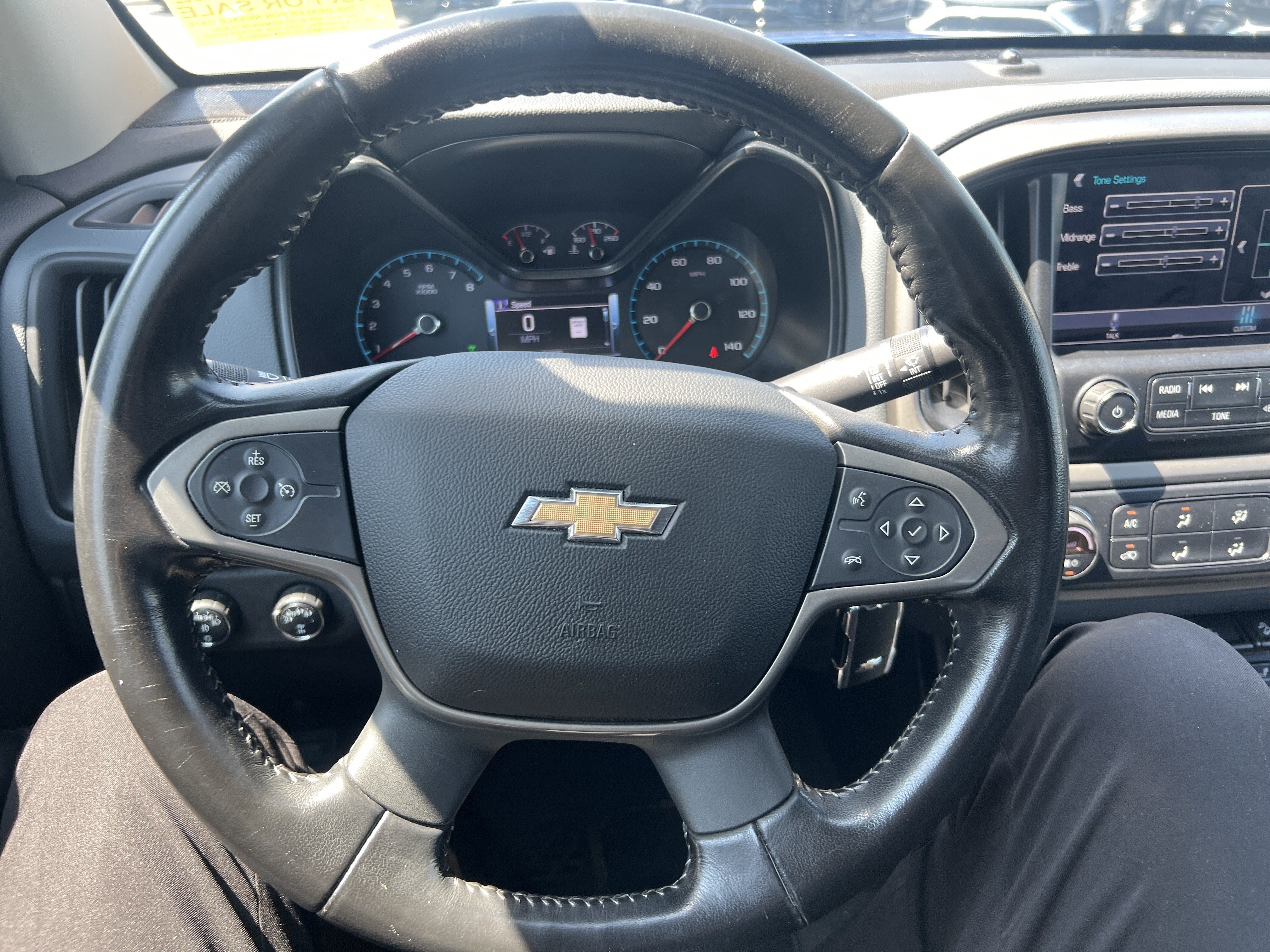 Used 2018 Chevrolet Colorado Z71 AWD/4WD image 18