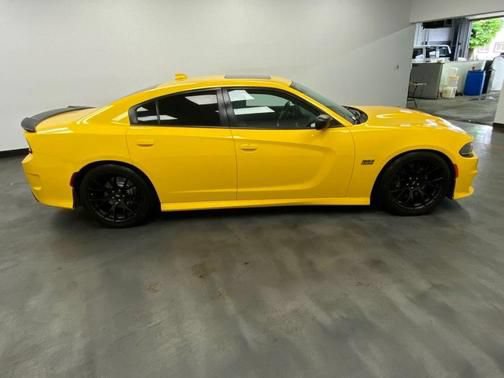 Used 2017 Dodge Charger R/T Scat Pack w/ Dynamics Package RWD image 7