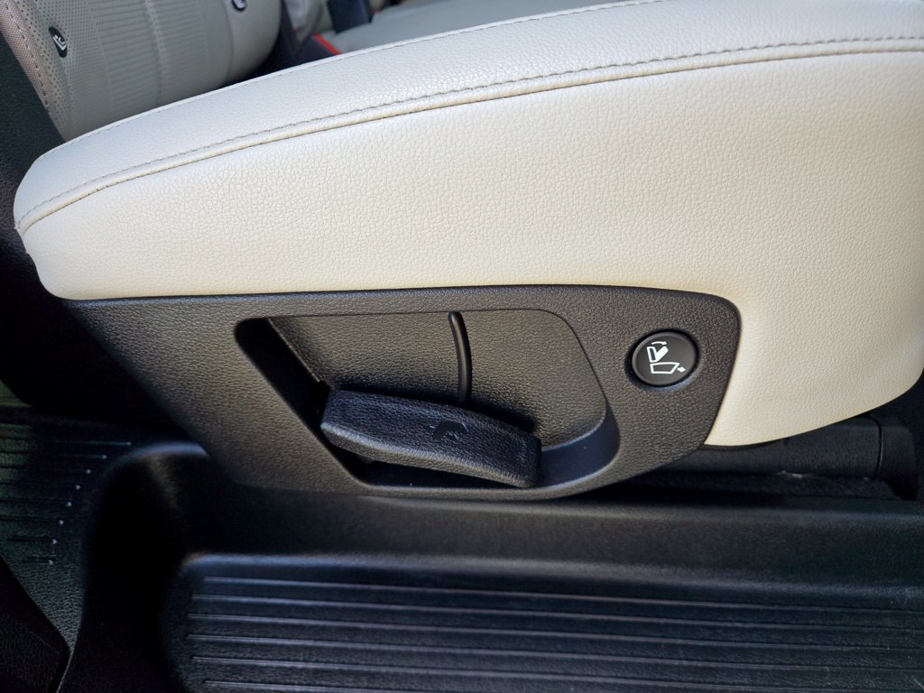 Used 2022 Kia Telluride EX FWD image 56