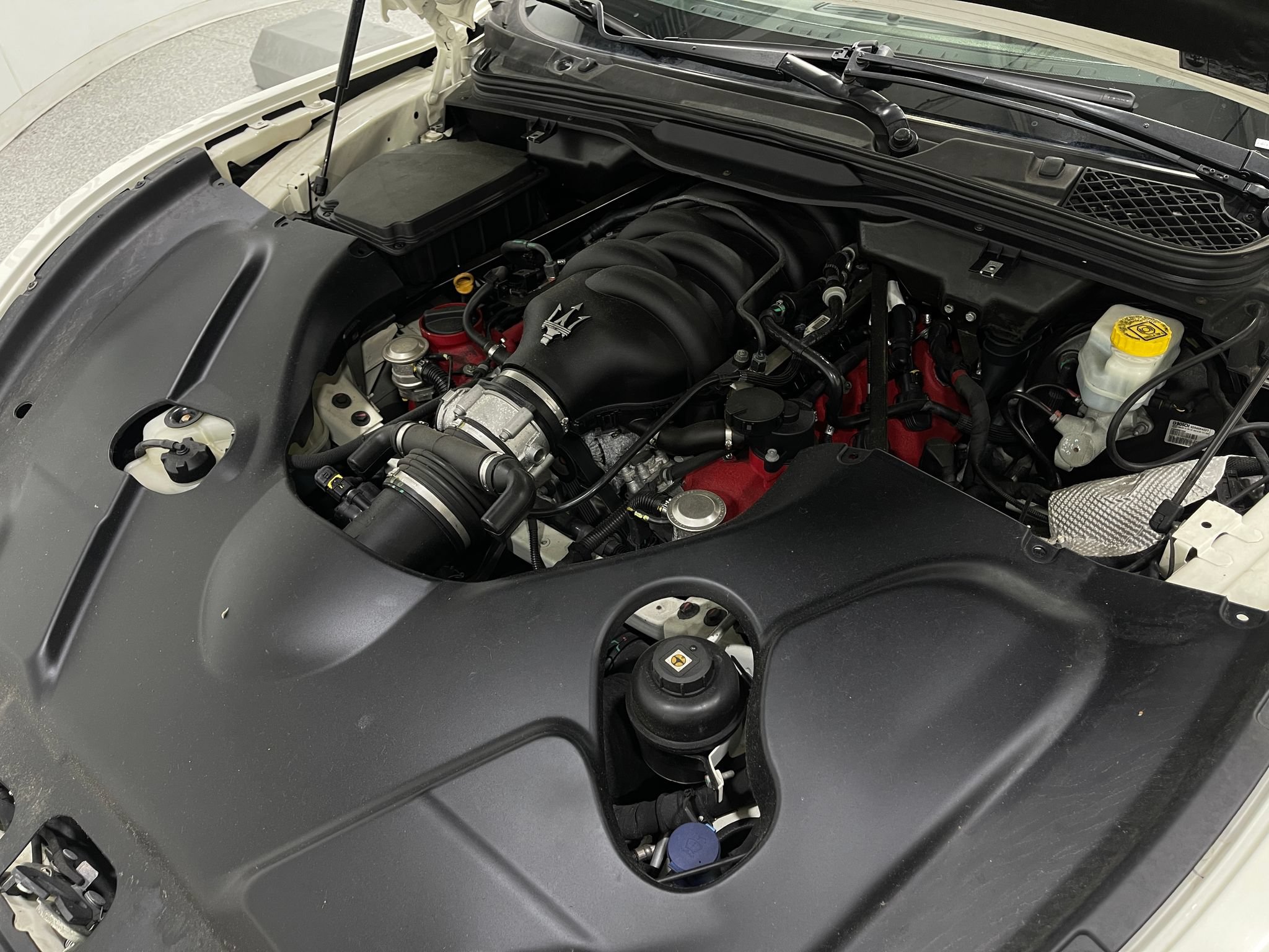 Used 2017 Maserati GranTurismo Convertible RWD image 24