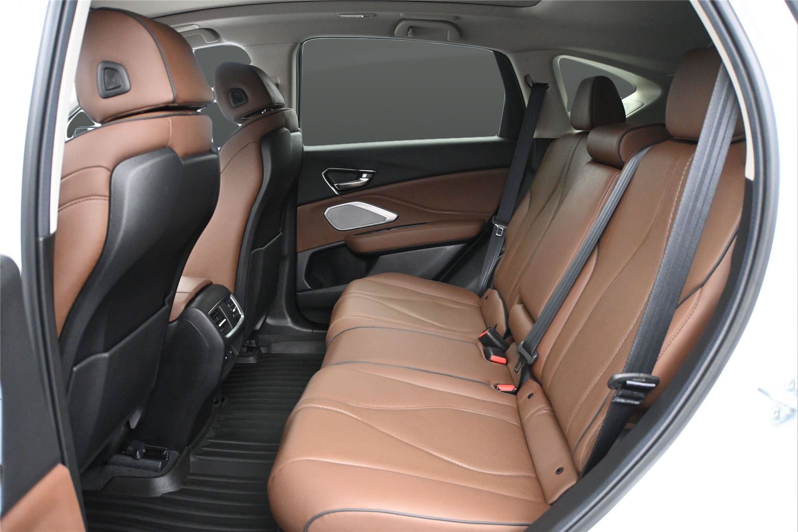 Certified 2024 Acura RDX SH-AWD w/ Advance Package image 8