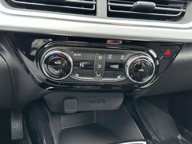 New 2025 Chevrolet Trax LT w/ Driver Confidence Package image 25