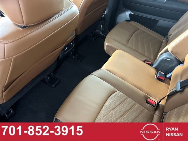 Certified 2024 Nissan Pathfinder Platinum w/ Cargo Package image 27
