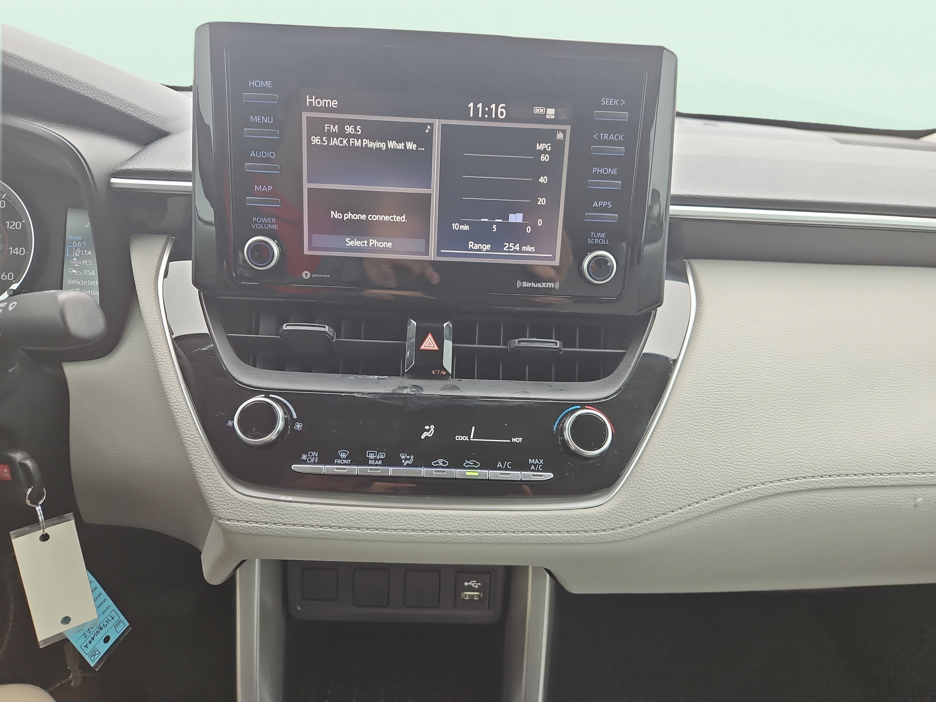 Used 2022 Toyota Corolla Cross L FWD image 11