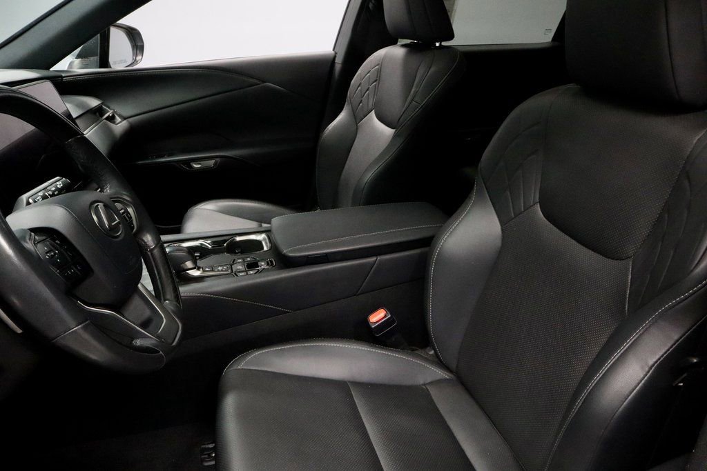 Used 2024 Lexus RX 350 Premium w/ Accessory Package (Z1) image 28