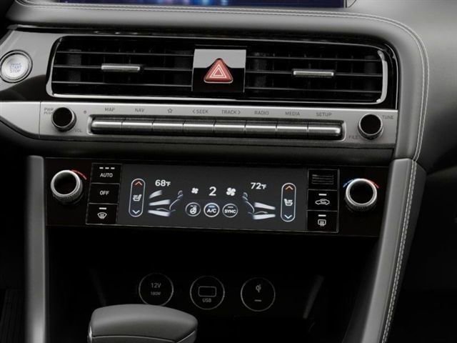 Used 2026 Genesis G70 2.5T Prestige image 15