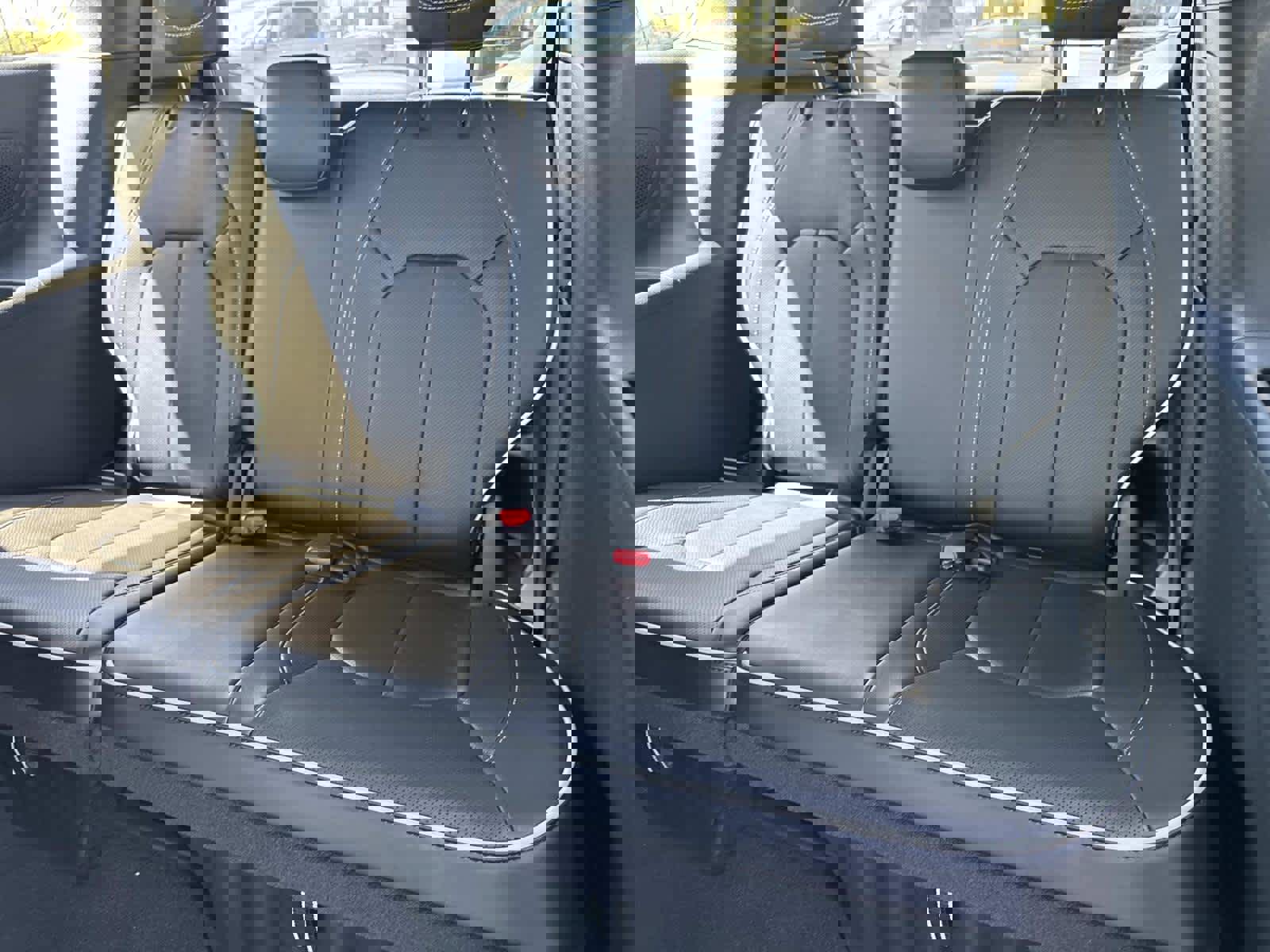 New 2026 Chrysler Pacifica Limited image 8