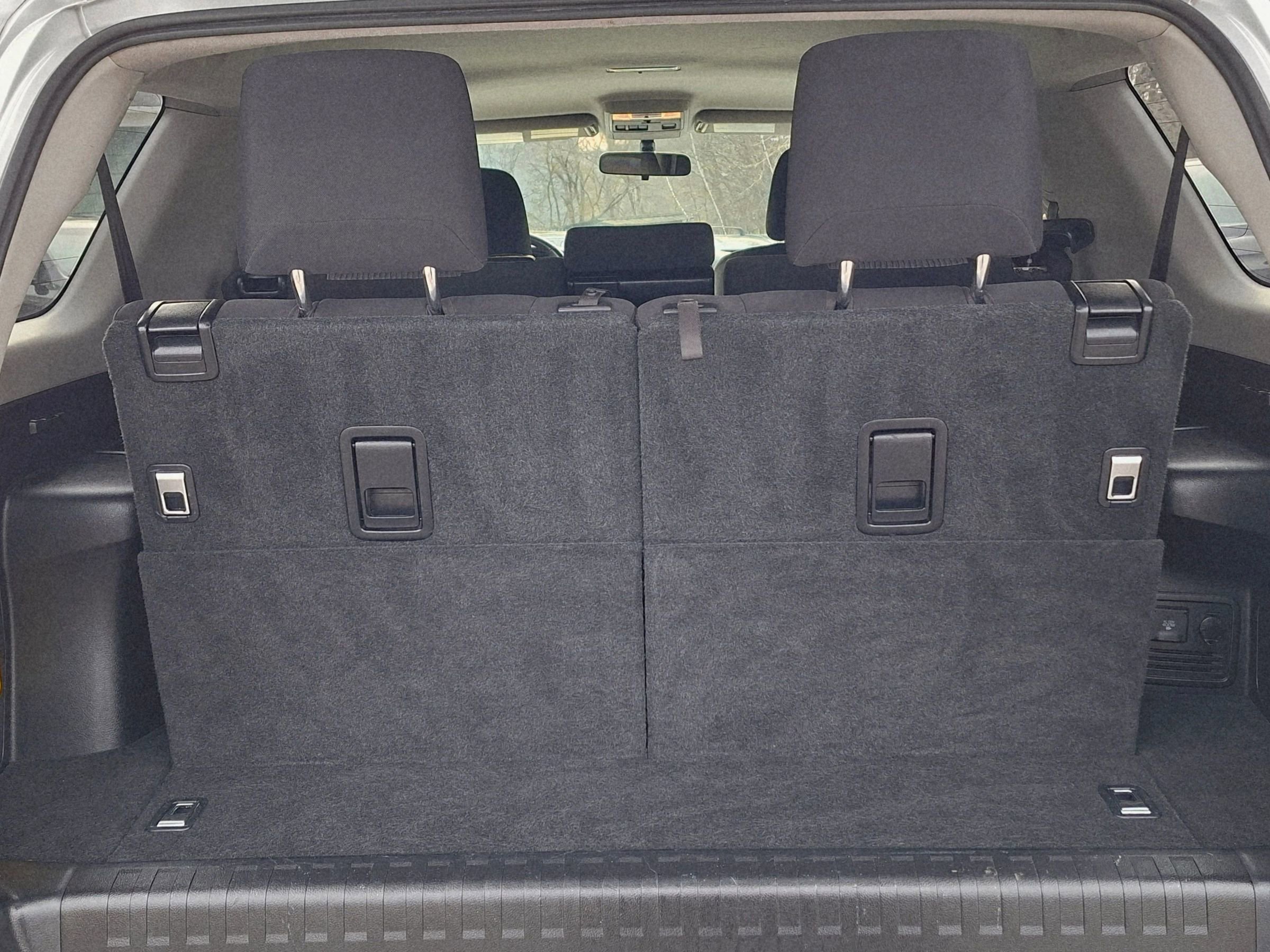 Used 2017 Toyota 4Runner SR5 image 13