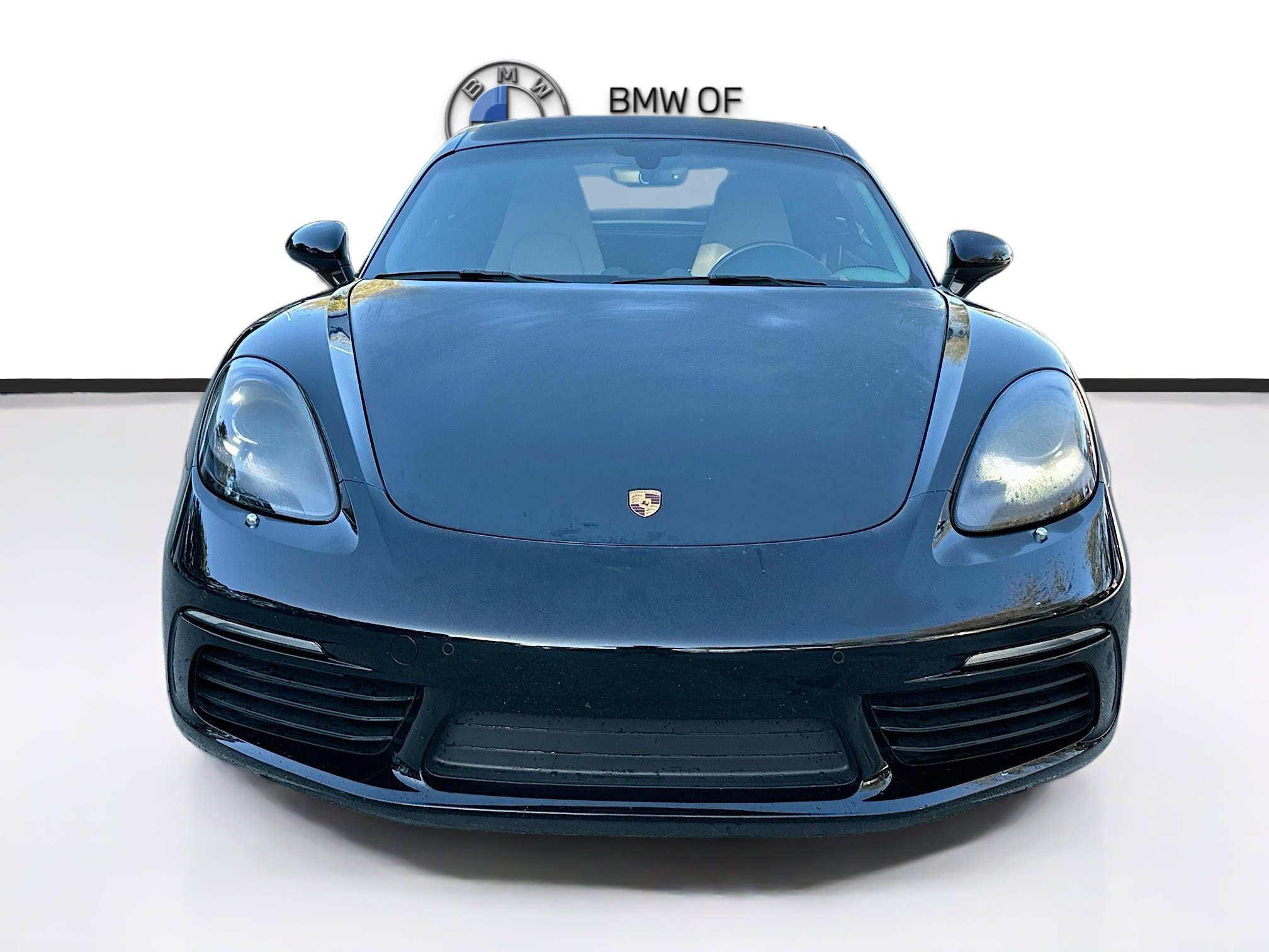 Used 2025 Porsche 718 Cayman image 2