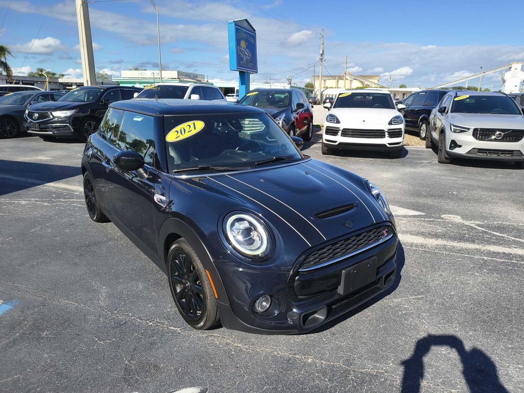 Used 2021 MINI Cooper S FWD image 3