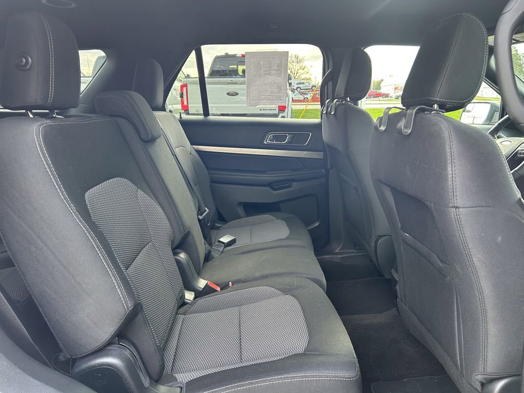 Used 2018 Ford Explorer XLT w/ Equipment Group 201A image 20