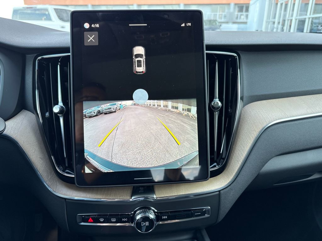 New 2026 Volvo XC60 T8 Core image 16