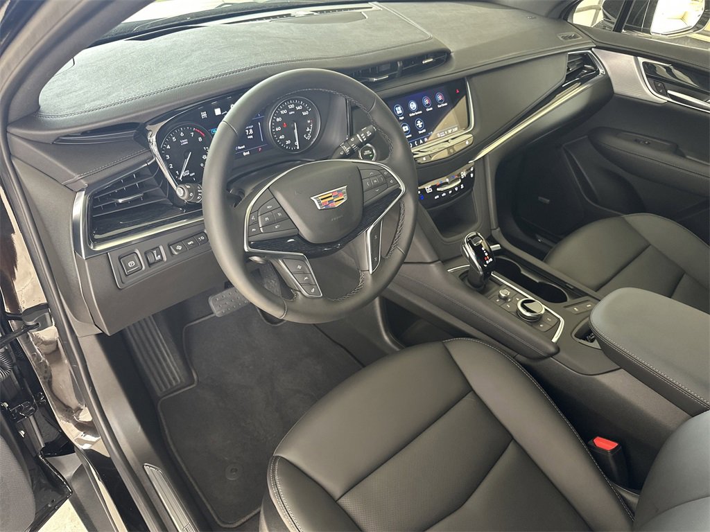 New 2026 Cadillac XT5 Premium Luxury w/ Driver Assist Package image 13