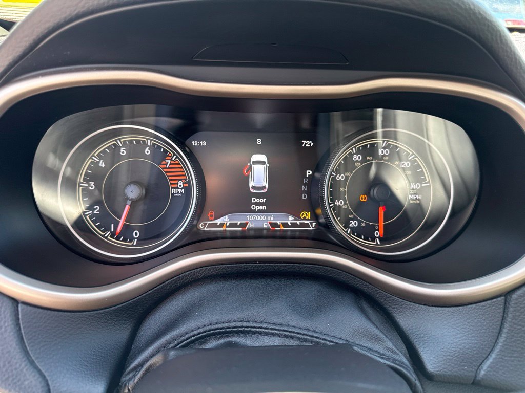 Used 2016 Jeep Cherokee Limited AWD/4WD image 28
