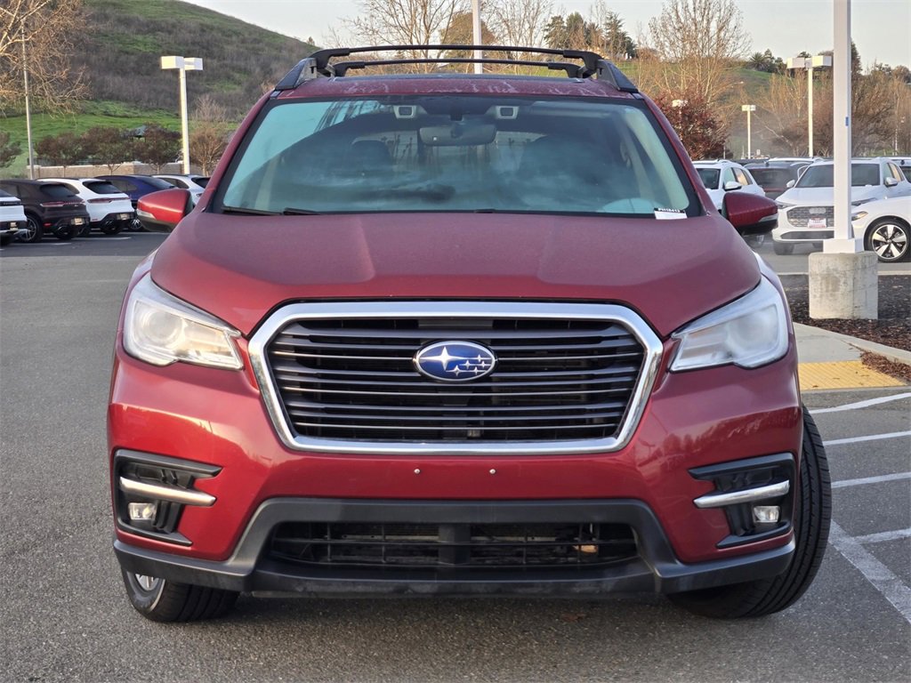 Used 2022 Subaru Ascent Limited w/ Technology Package image 2