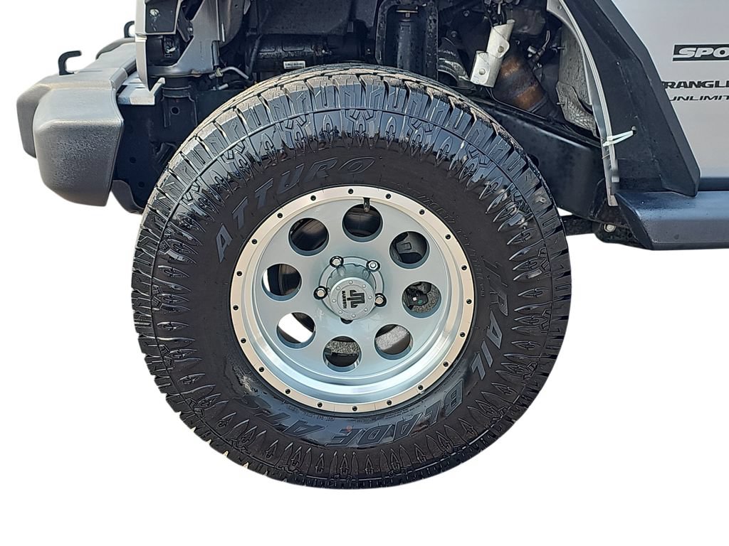 Used 2018 Jeep Wrangler Unlimited Sport S AWD/4WD image 29