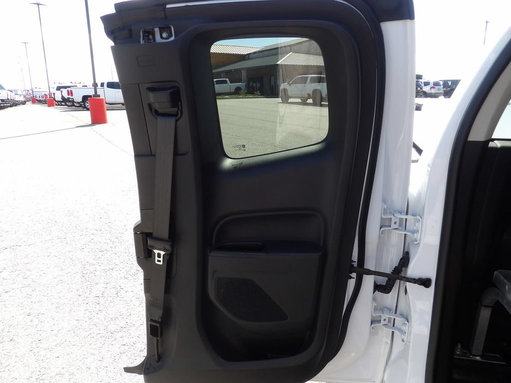 Used 2022 Chevrolet Colorado LT w/ Fleet Safety Package RWD image 29