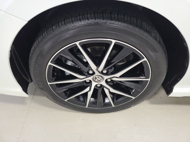 Used 2024 Toyota Camry SE FWD image 38