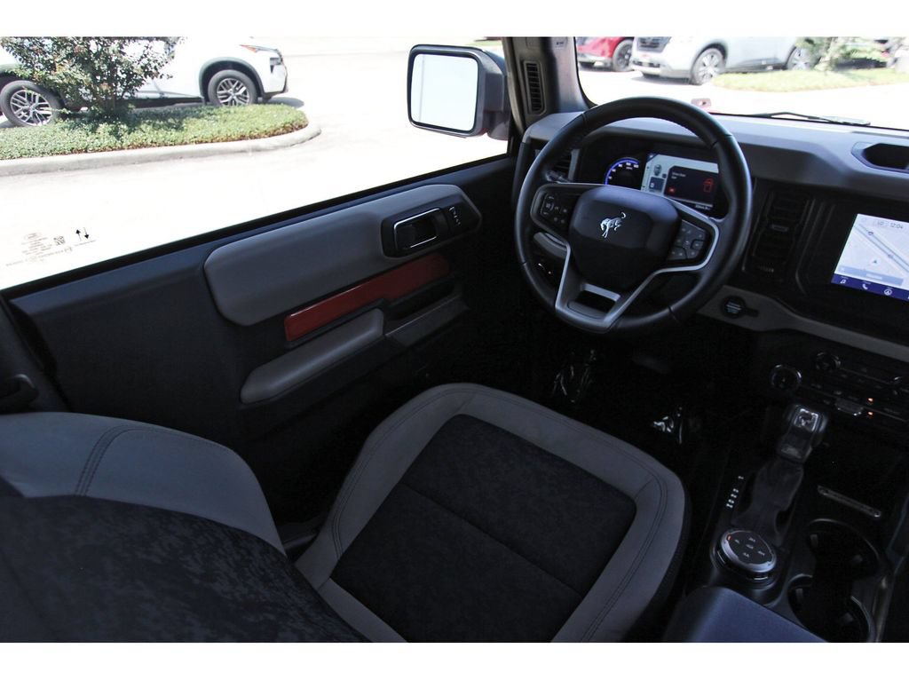 Used 2022 Ford Bronco 2-Door AWD/4WD image 8
