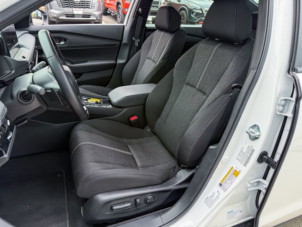 Used 2025 Honda Accord Sport image 11